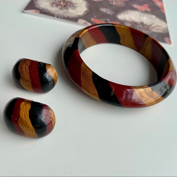 Vintage Jewelry - 🛍️🛍️ Painted wood bracelet and earrings set